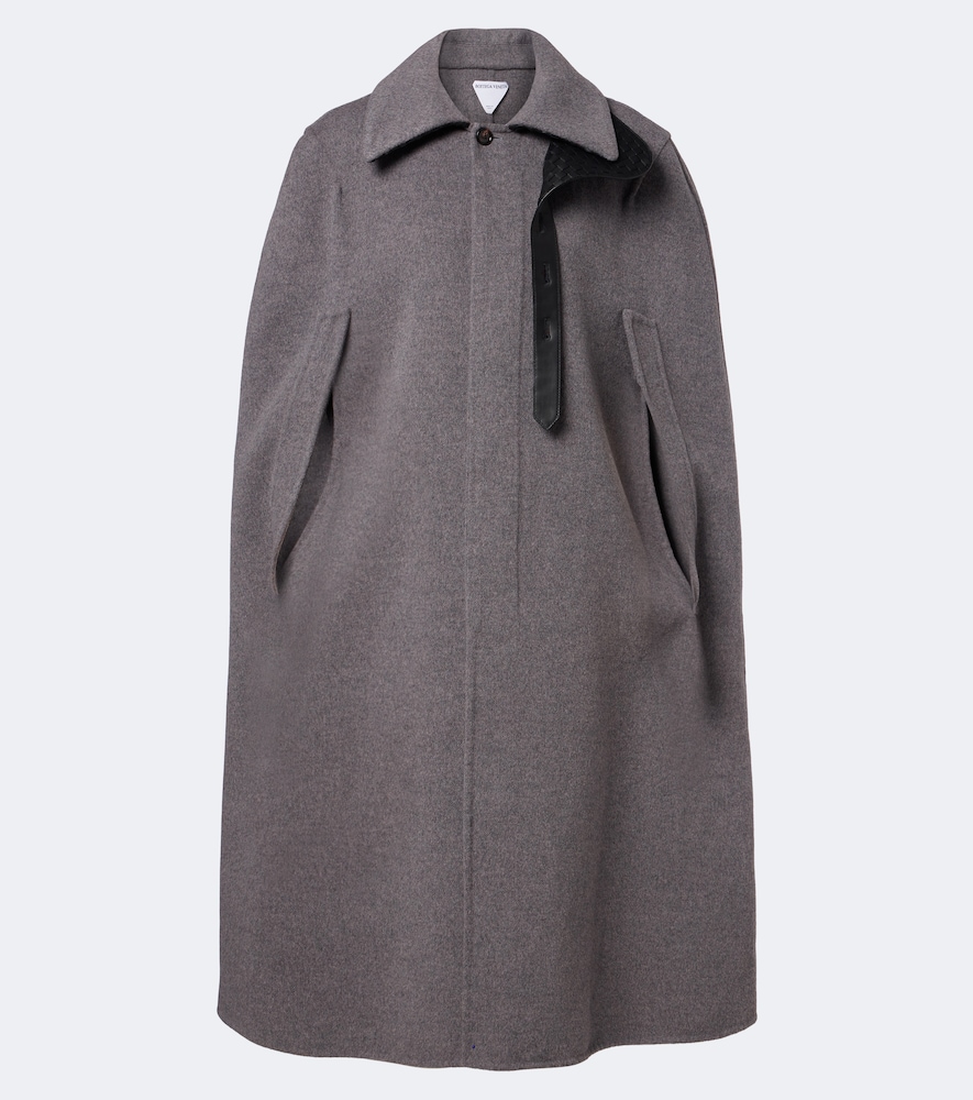 Bottega Veneta Intrecciato Wool And Cashmere Cape In Grey