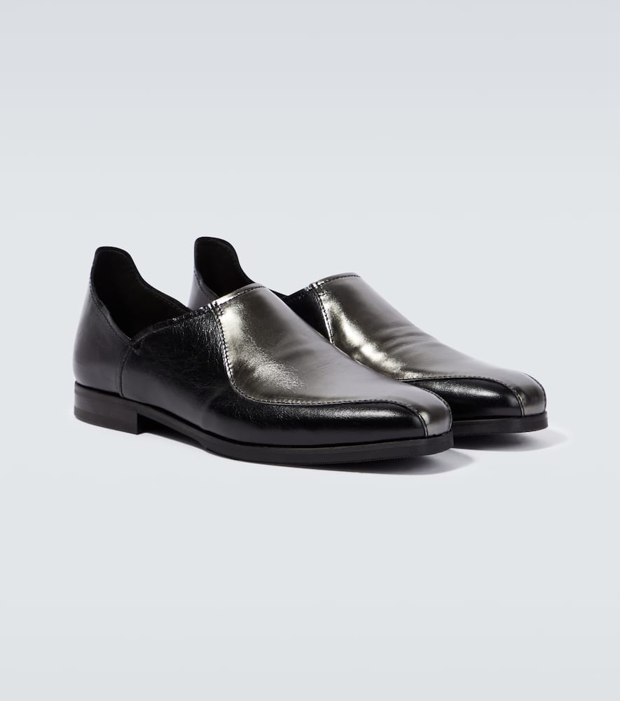 【関税&送料込】Our Legacy Black Leather Slippers Our Legacy Slippers | italist