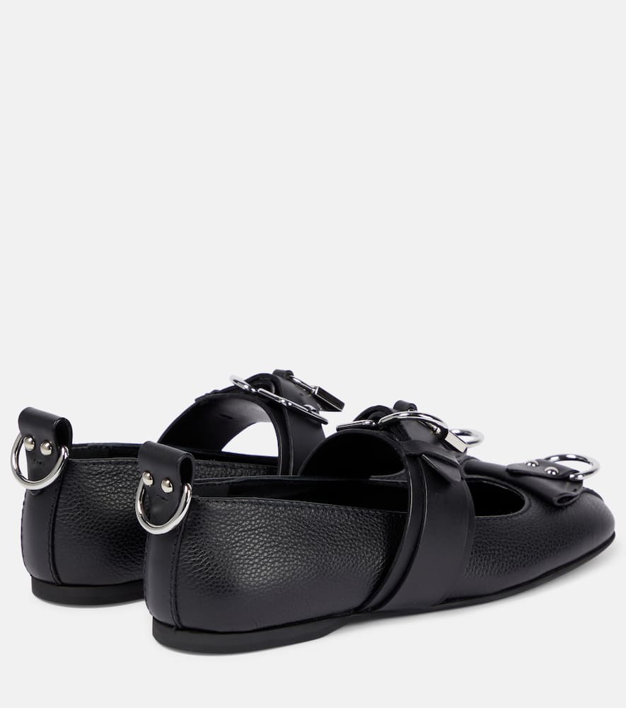 Shop Jw Anderson Lock Leather Ballet Flats In Black