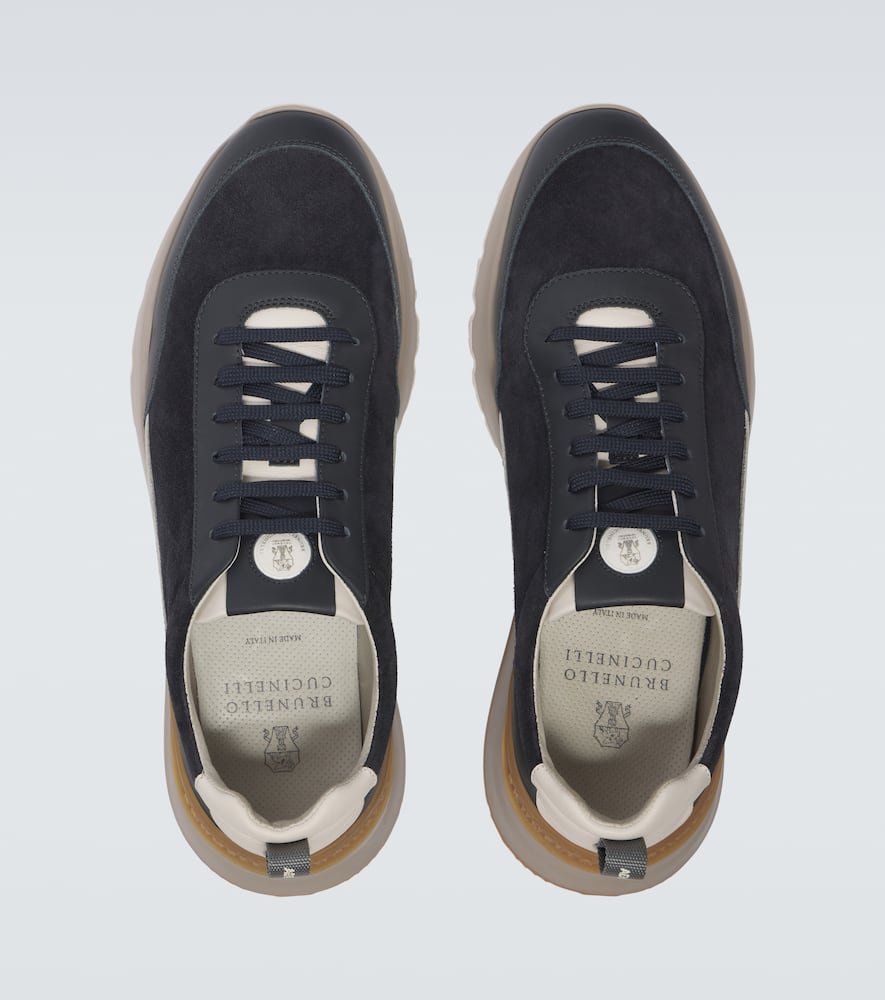 Brunello Cucinelli Suede And Smooth Material Flat Shoes With Contrasting Sole In Black