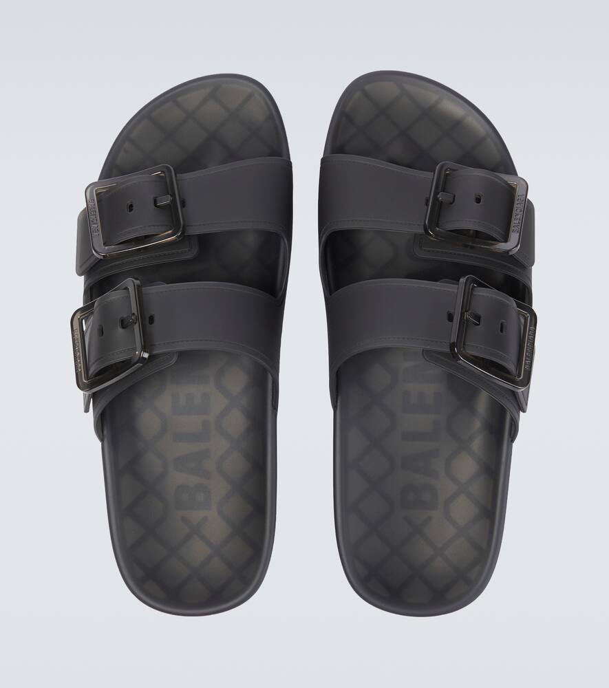 BALENCIAGA photo