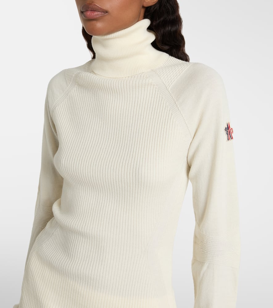 Moncler Turtleneck Wool-blend Sweater In White