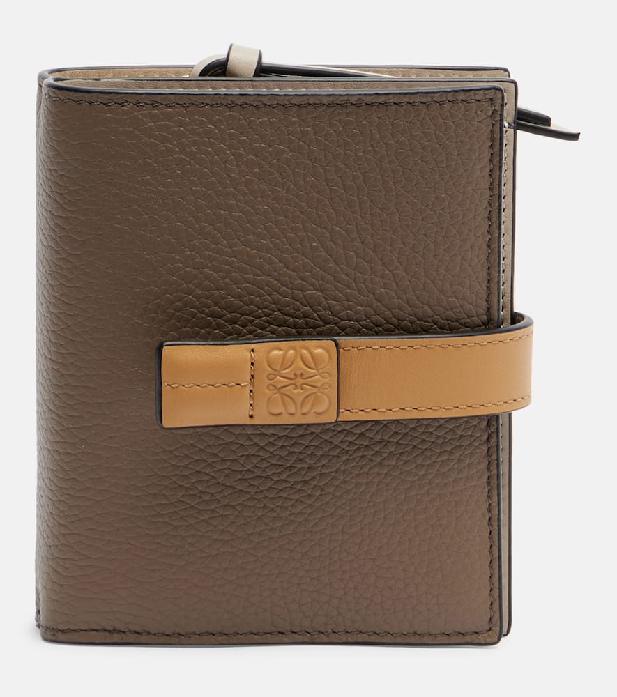 Loewe Compact Leather Wallet In Brown