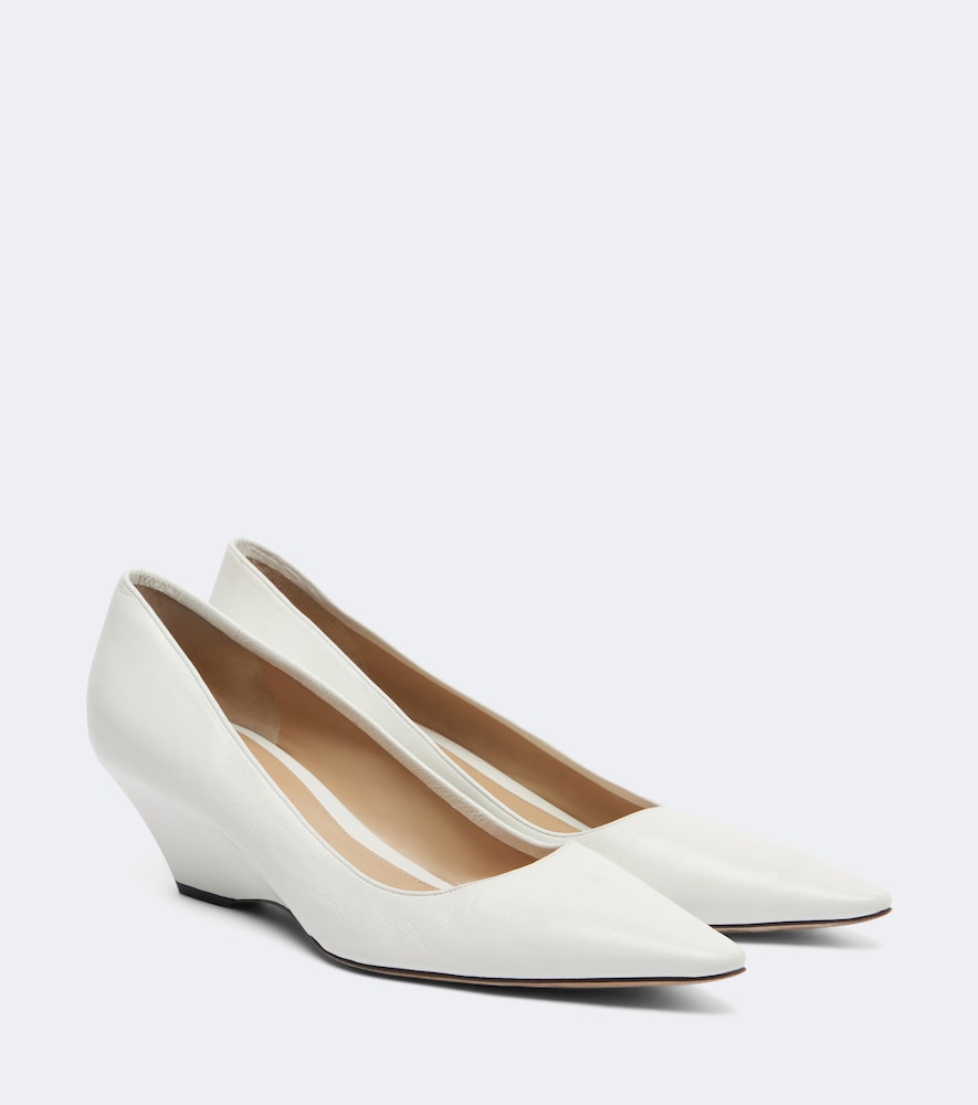 Liisa Wedges