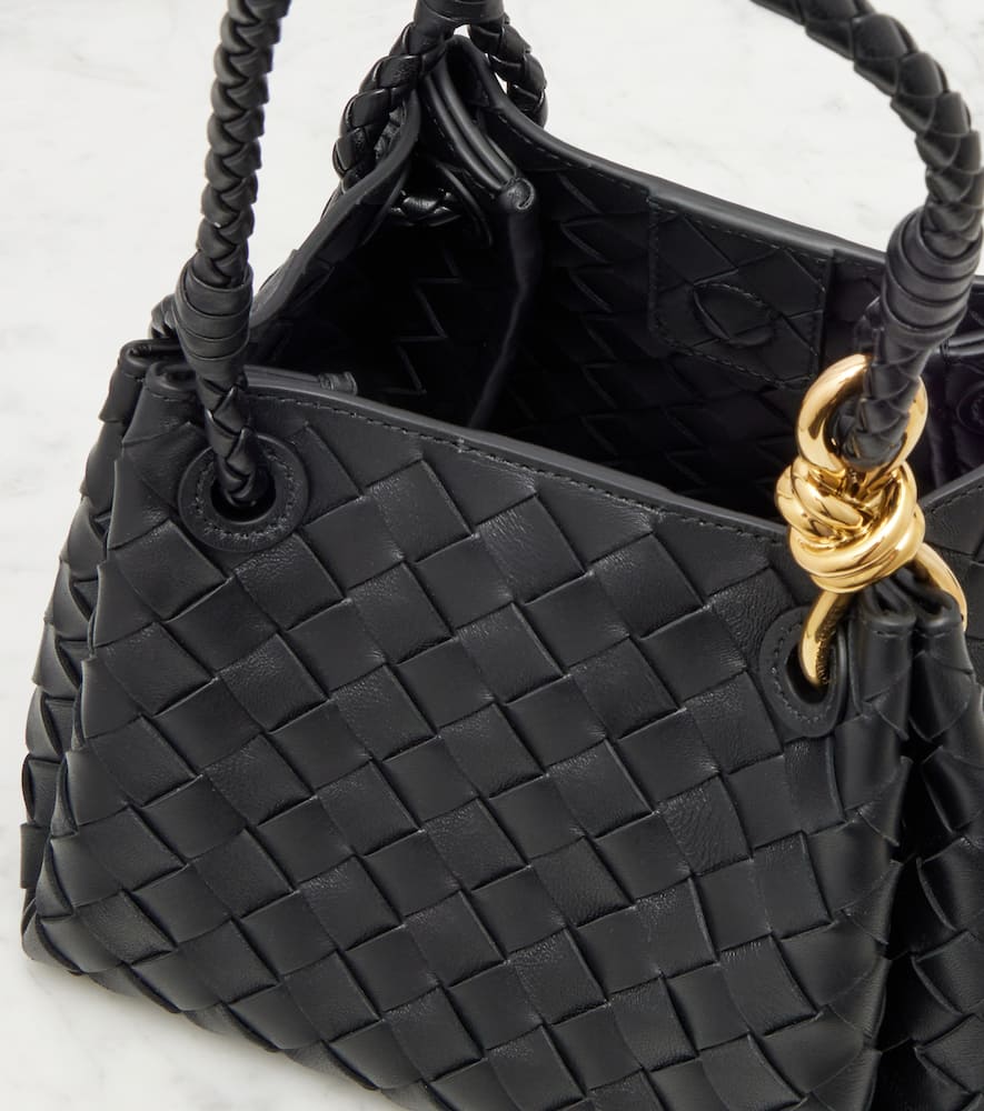 Bottega Veneta Parachute Small Leather Tote Bag In Black