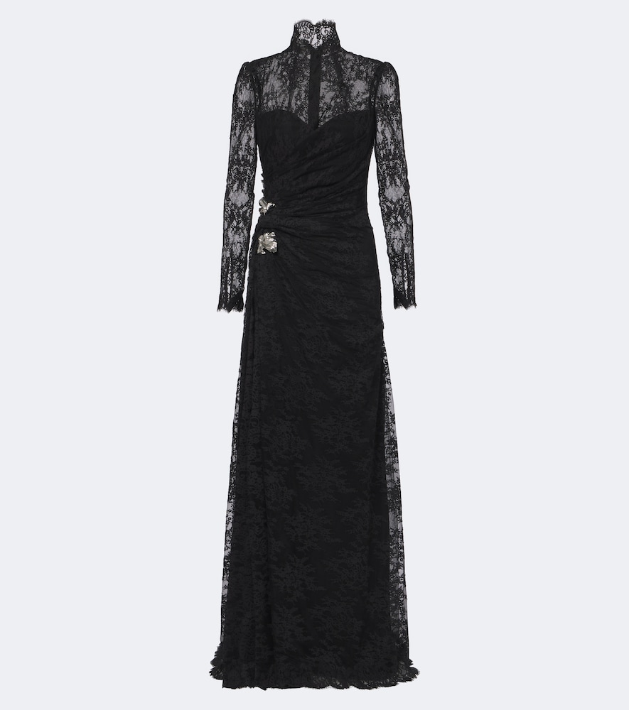 Verzierte Robe aus Spitze