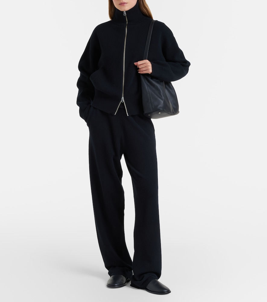 N°385 Xtra Cute Cashmere Zip-Up Sweater
