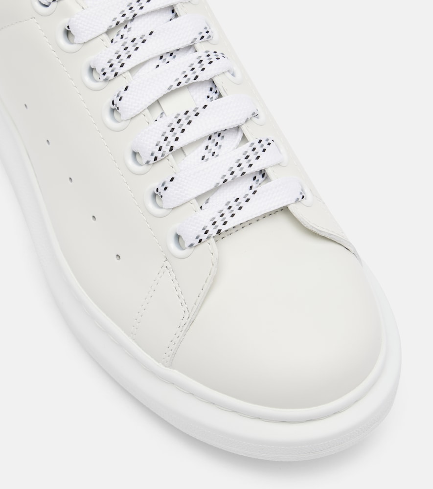 Oversized Sneakers