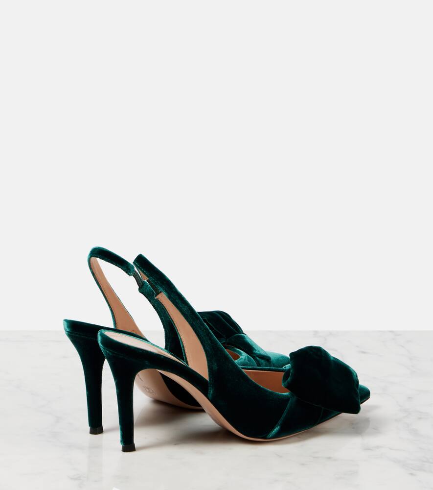 GIANVITO ROSSI 85 BOW-DETAIL VELVET SLINGBACK PUMPS