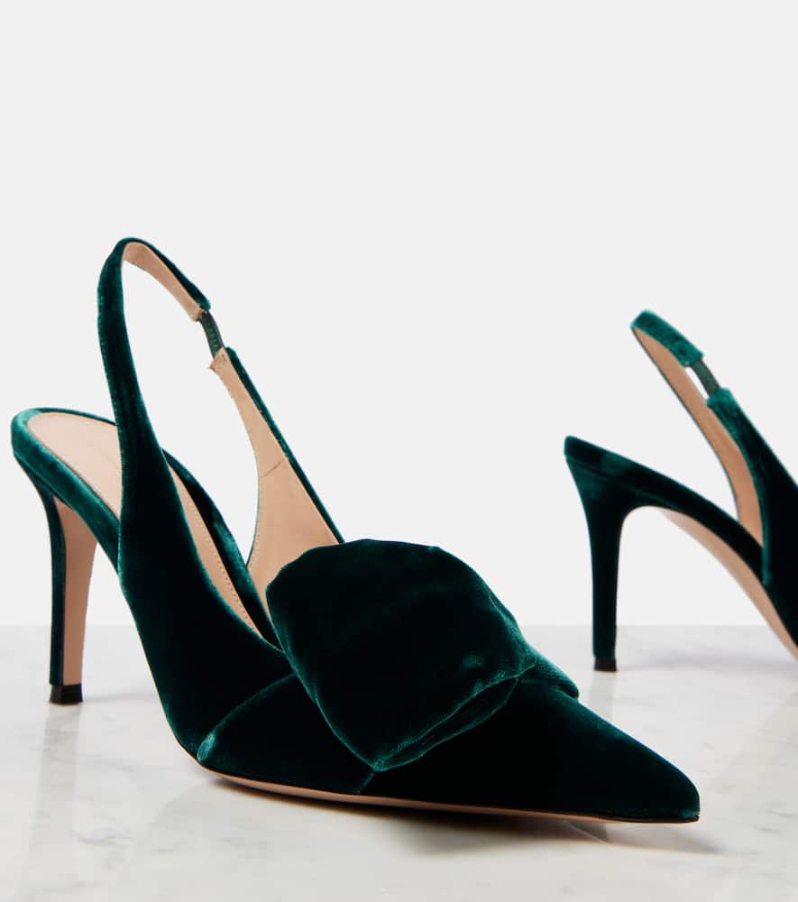 GIANVITO ROSSI 85 BOW-DETAIL VELVET SLINGBACK PUMPS