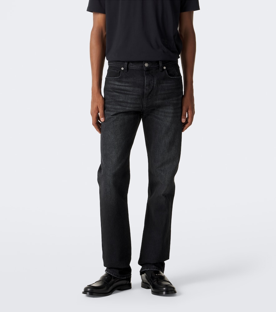Straight Jeans