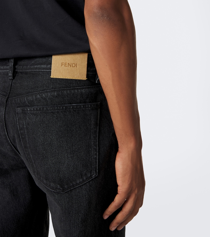 Straight Jeans