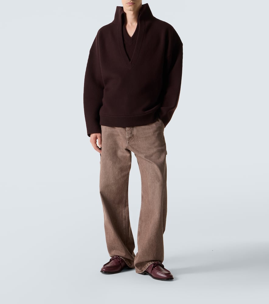Bottega Veneta Chunky Compact Wool Blend V-neck Sweater In Brown