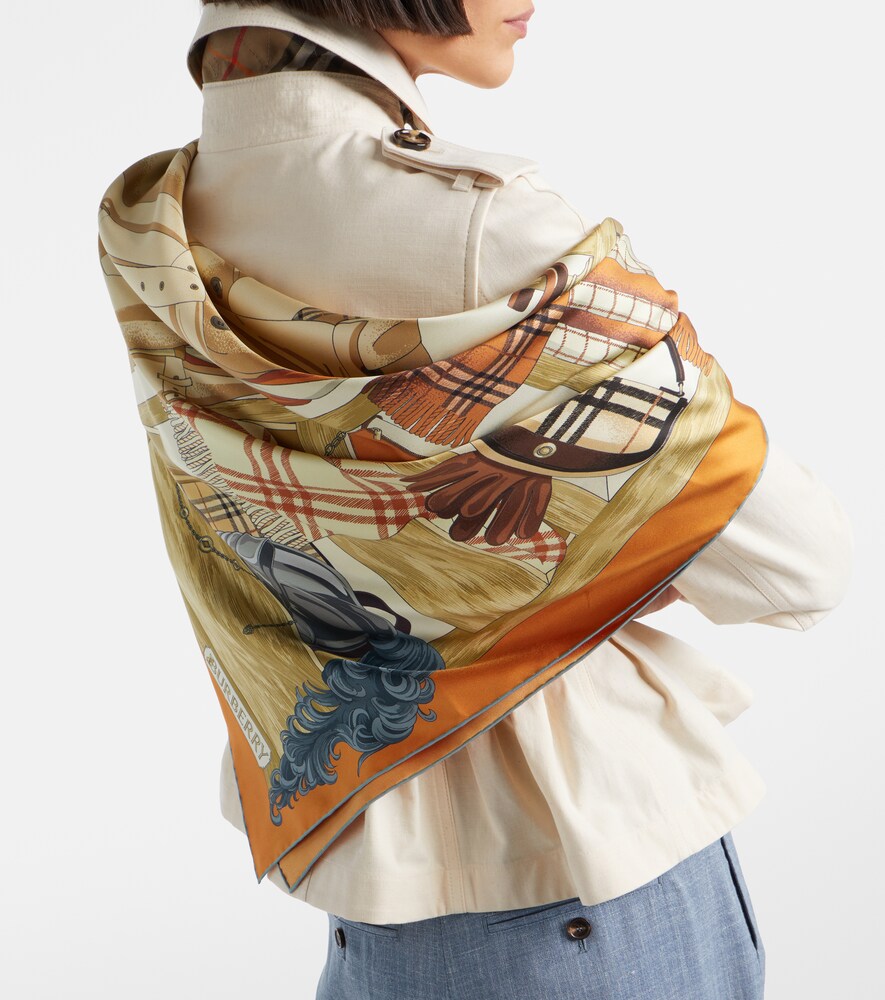 Burberry Printed silk twill scarf