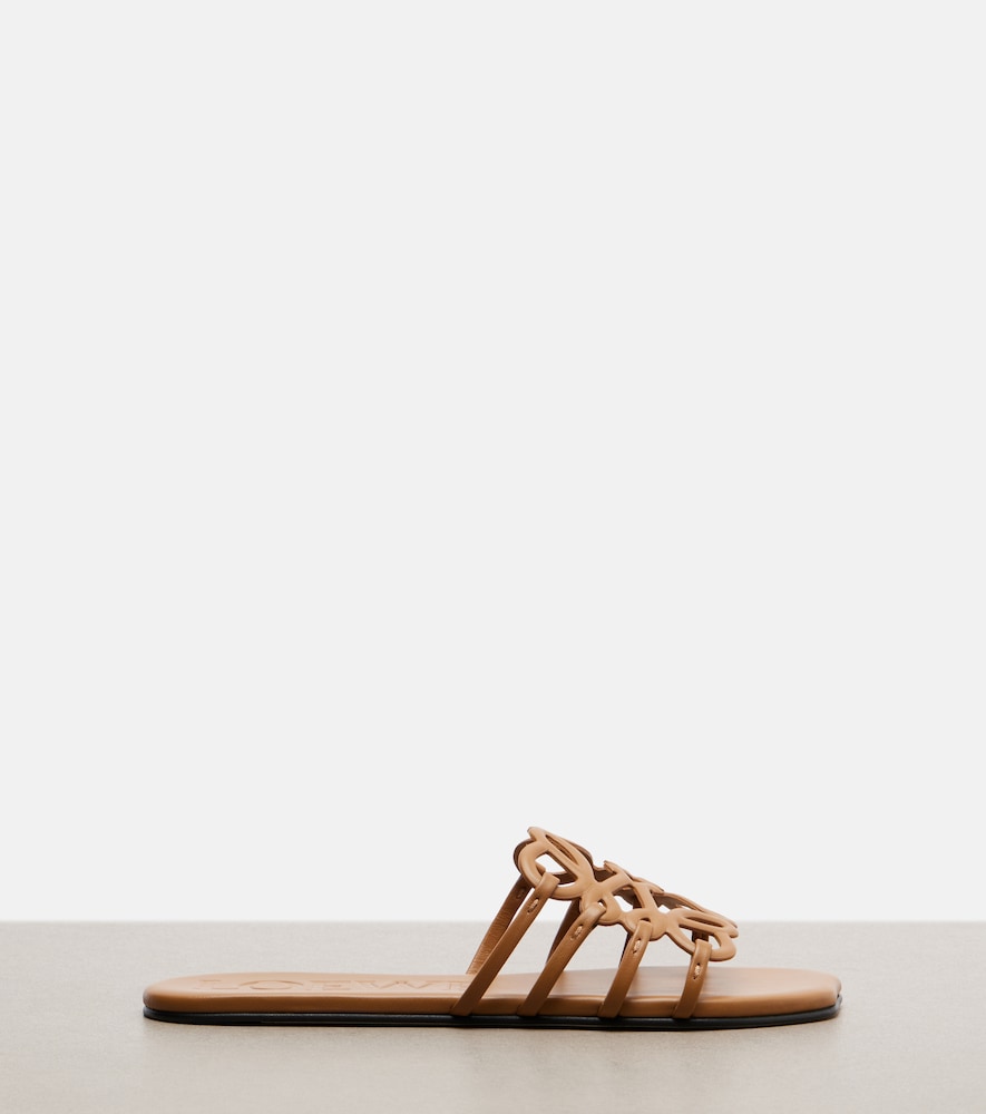  Loewe Loewe Paula's Ibiza Pantoletten Petal Anagram Aus Leder 