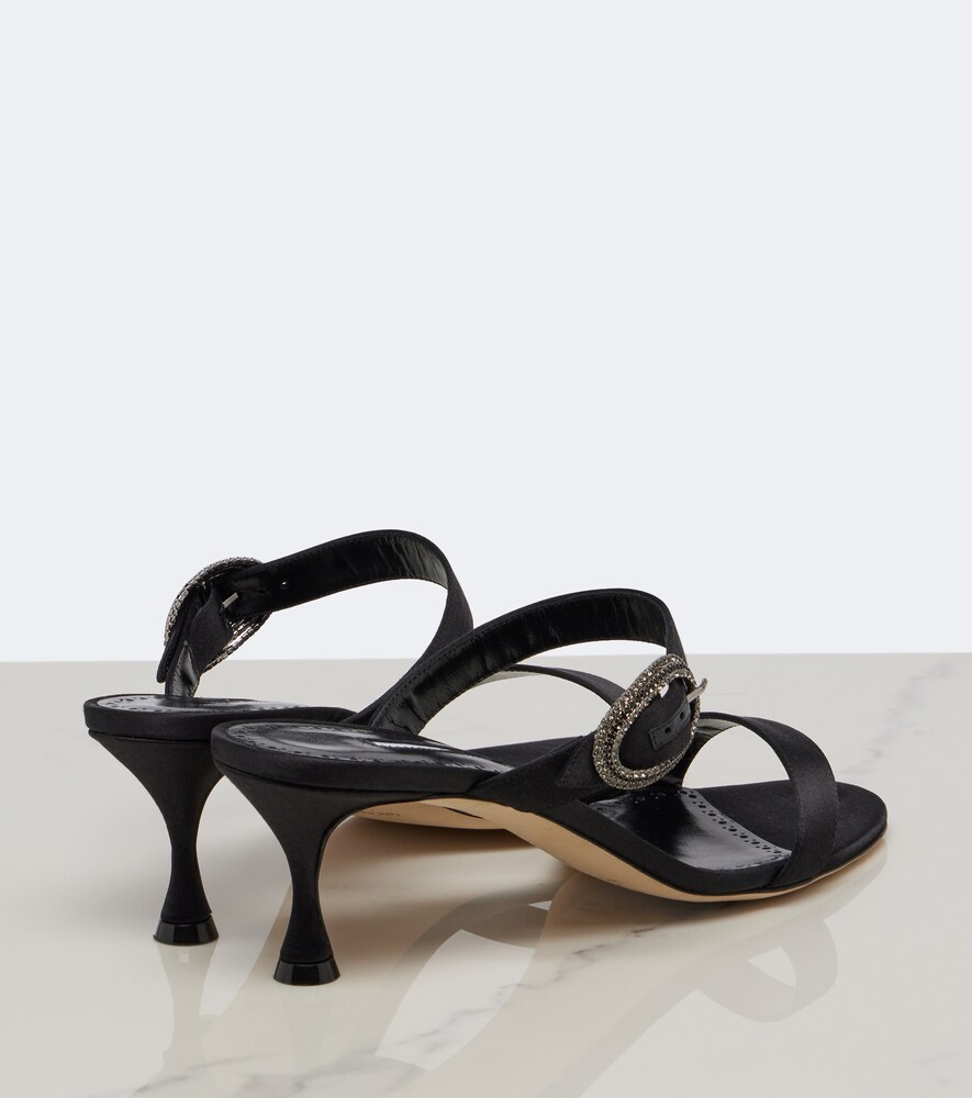 Zutosanmu Sandals