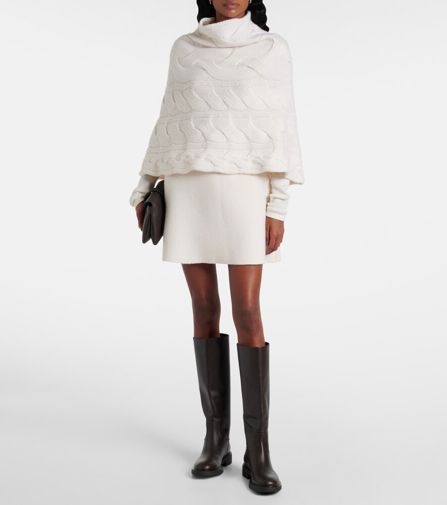 Lisa Yang Evanna cable-knit cashmere cape