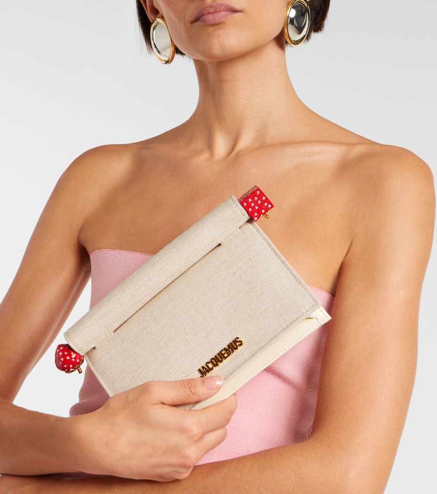 Jacquemus Rond Carré Canvas Clutch In Sand