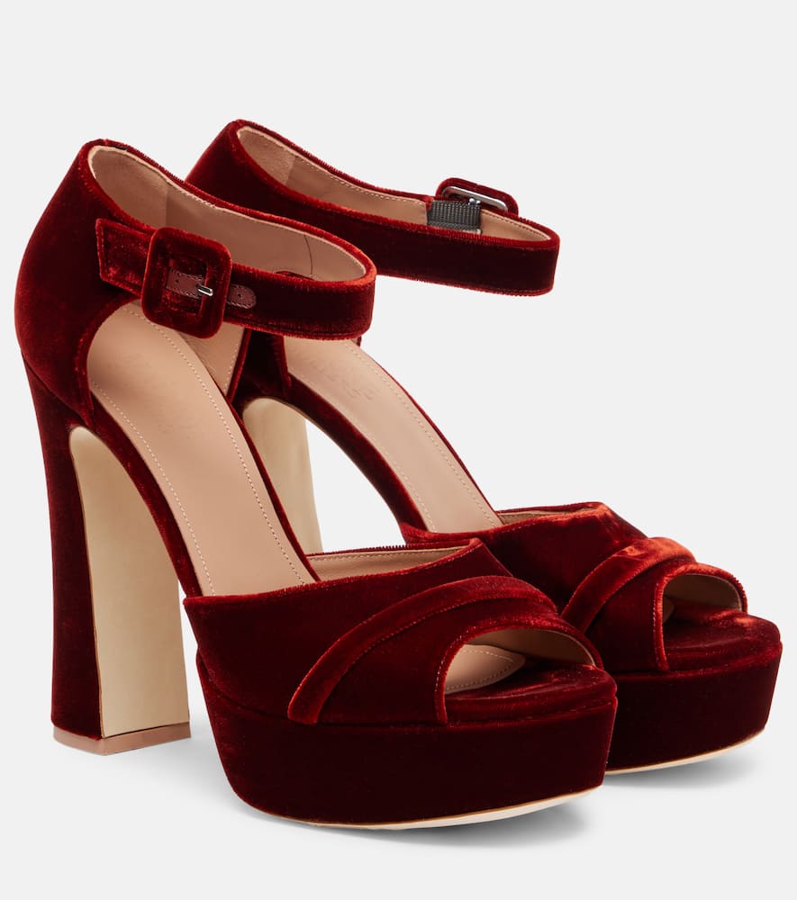Yuri 125 velvet platform sandals