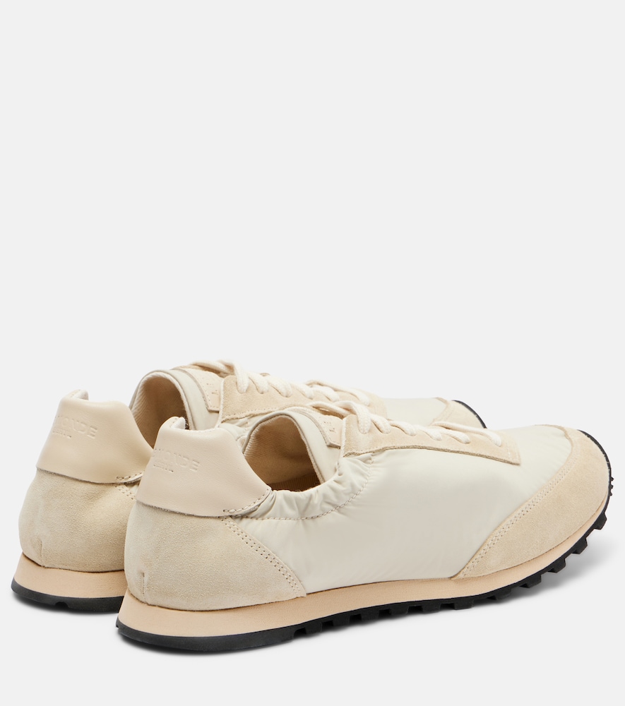  Le Monde Beryl Le Monde Bã©ryl Slim Runner Suede-trimmed Sneakers 