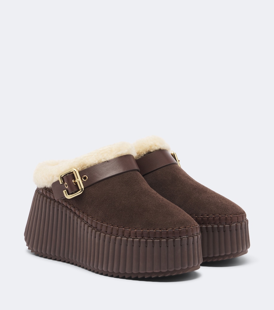 Chloé Plateau-Mules Nama aus Veloursleder mit Shearling