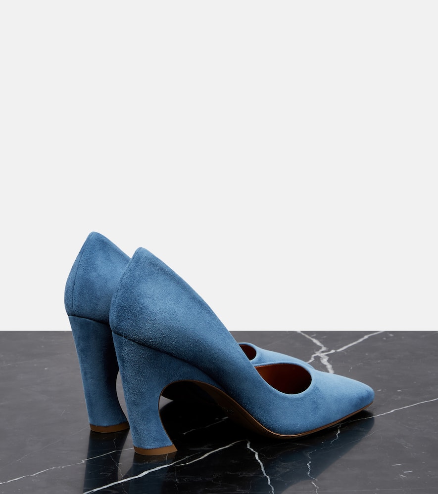 Shop Chloé Oli Suede Pumps In Blue