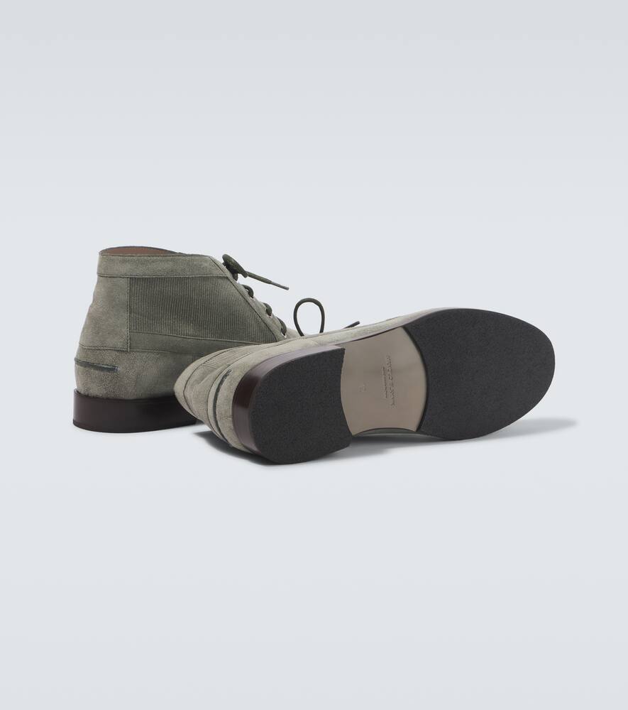 Manolo Blahnik Rhinebeck Suede Desert Boots In Grey