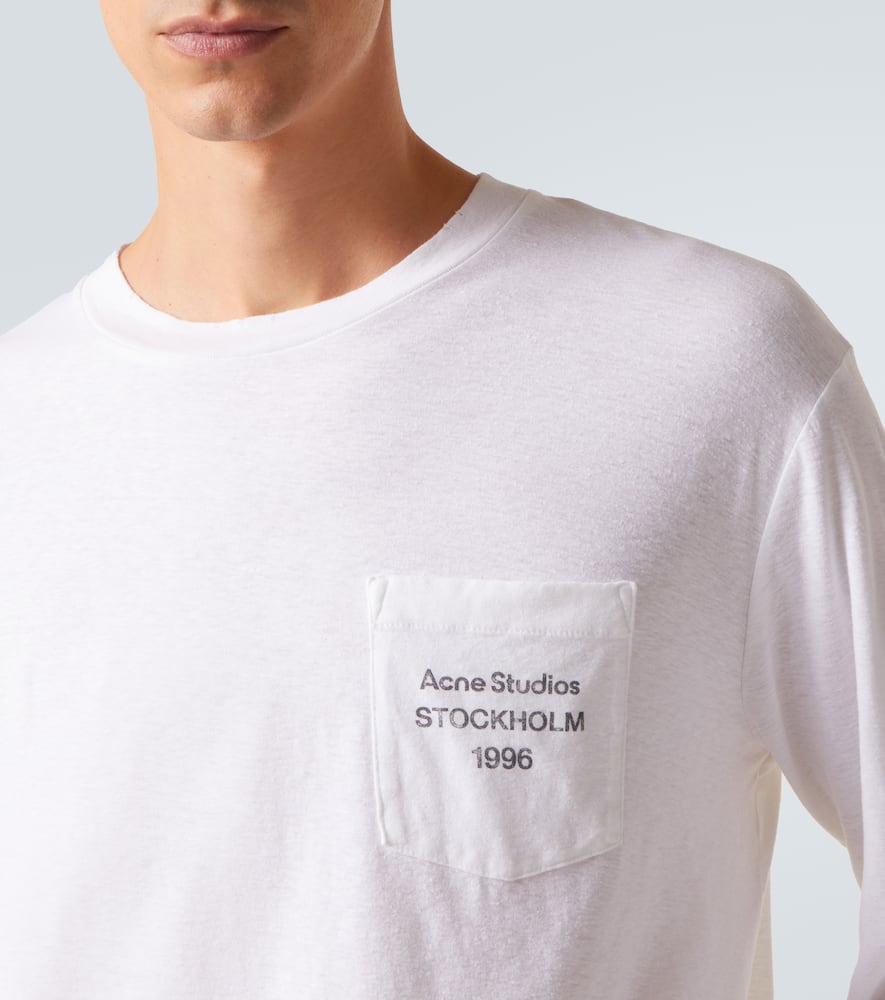 Acne Studios Long Sleeve Crew Neck Logo T-shirt With Pocket In White