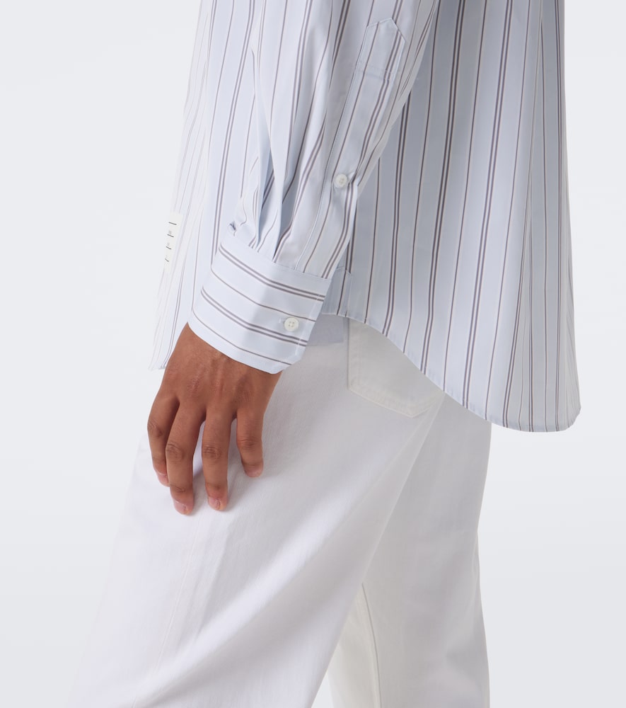 4-Bar Striped