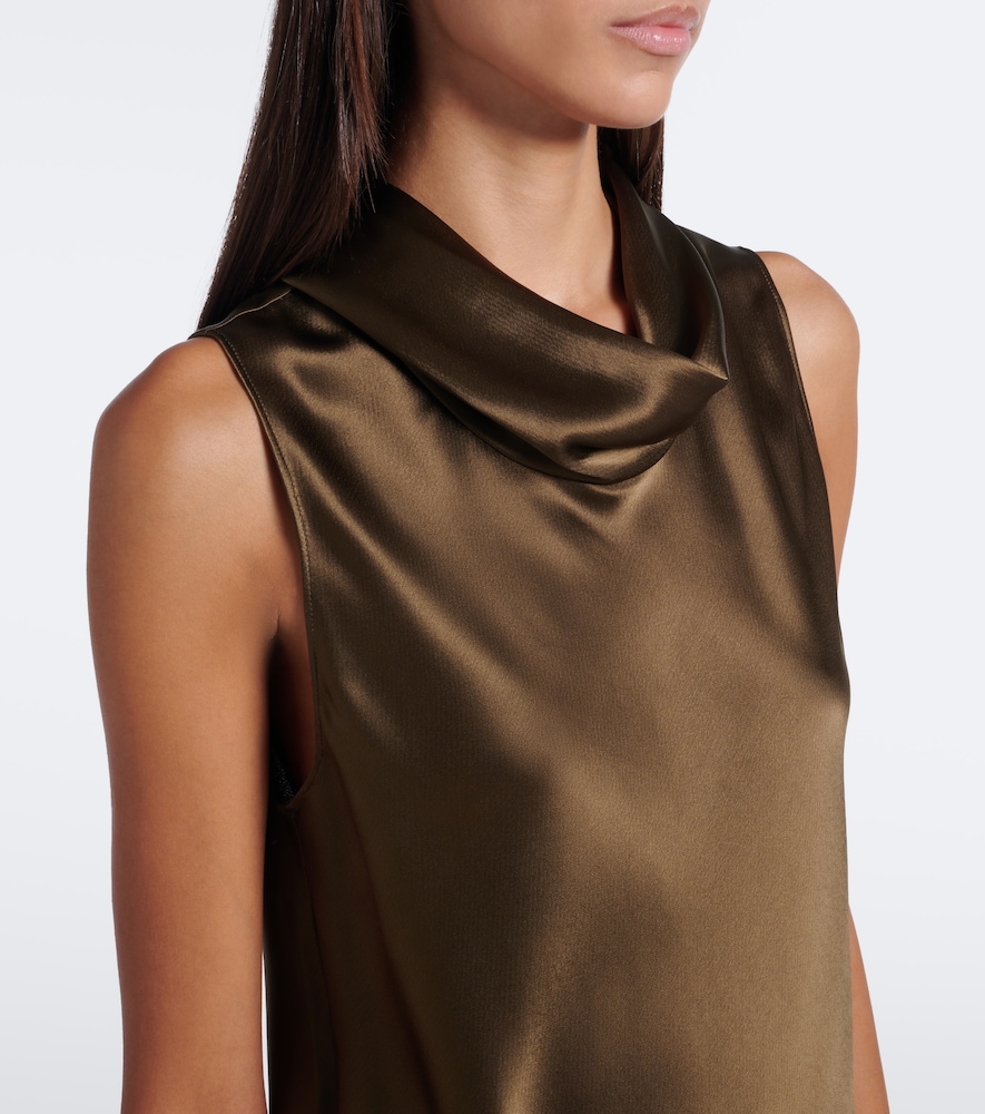 Barb Top