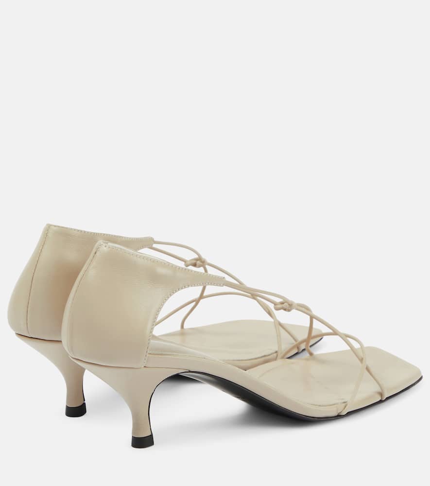 Totême Knot Leather Sandals In Beige