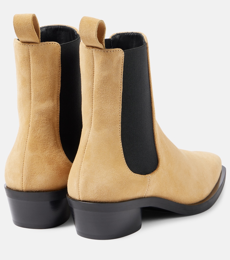 Bronco Suede Chelsea Boots