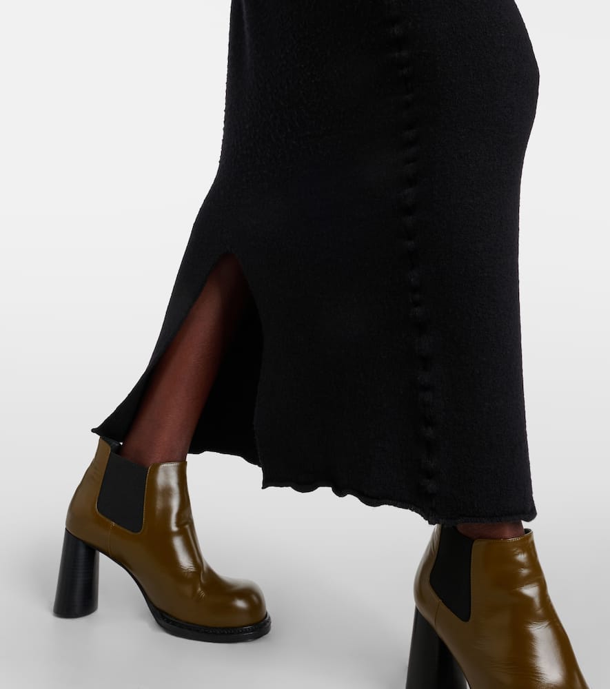 Bottega Veneta Elegant Black Pleated Dress For Women In Black