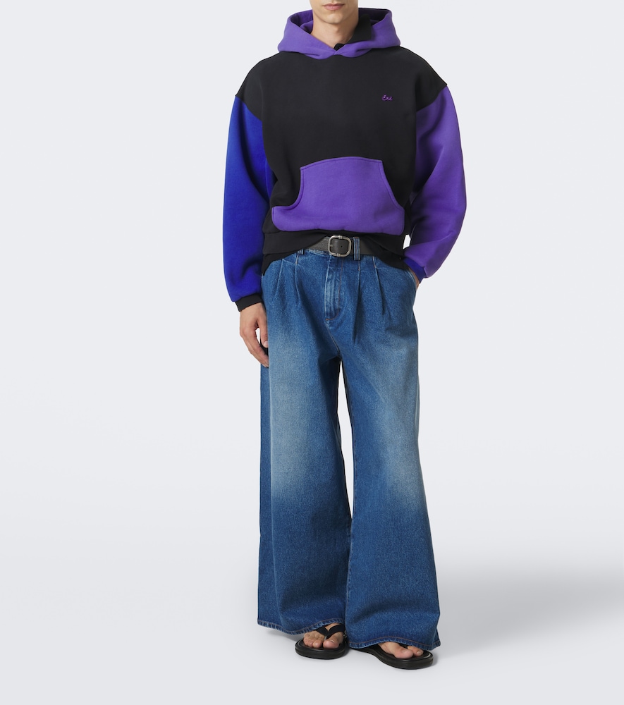 Wide-Leg Jeans