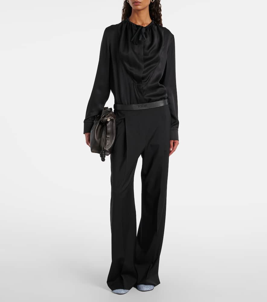 Loewe Leather Jean-detail Flamenco Clutch Bag In Black