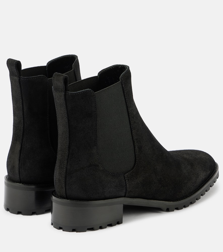 Manolo Blahnik Chelata Suede Chelsea Boots In Black