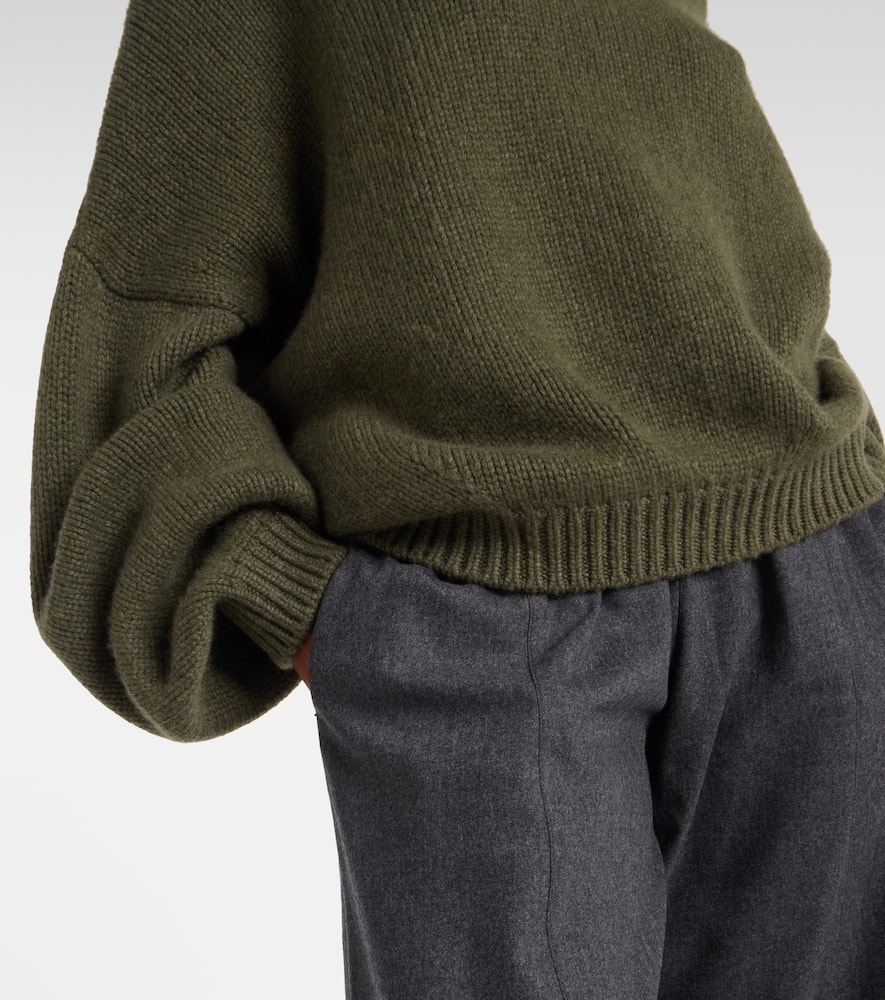 Khaite Juniper Cashmere Sweater In Green