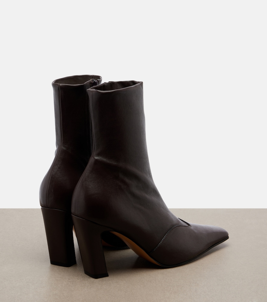  Khaite Khaite Nevada Leather Ankle Boots 