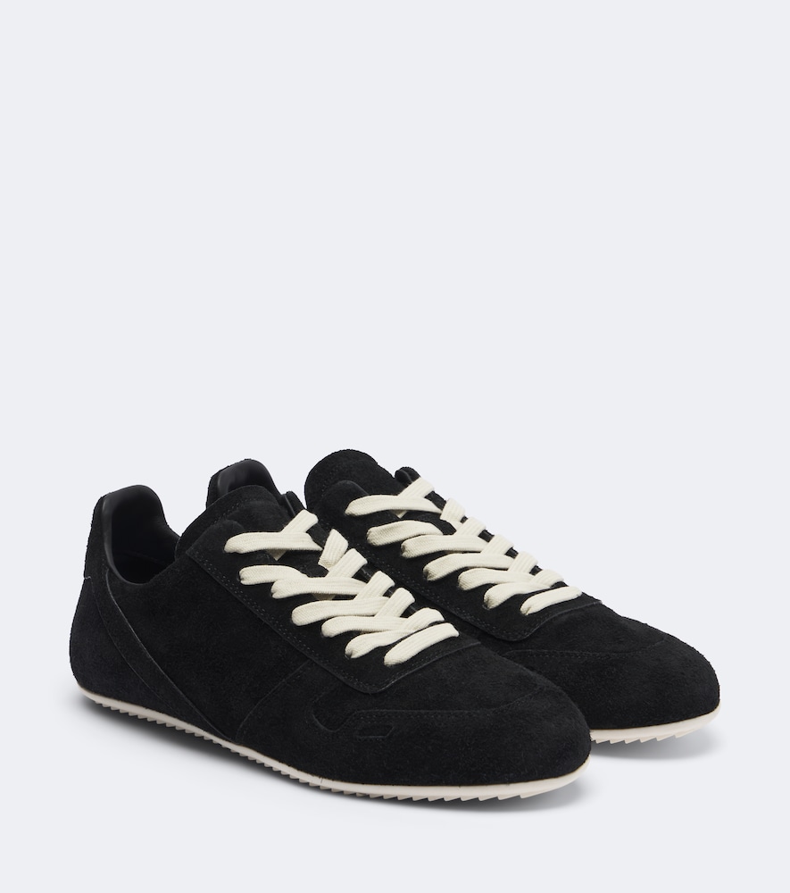 Sneakers Minimal aus Veloursleder
