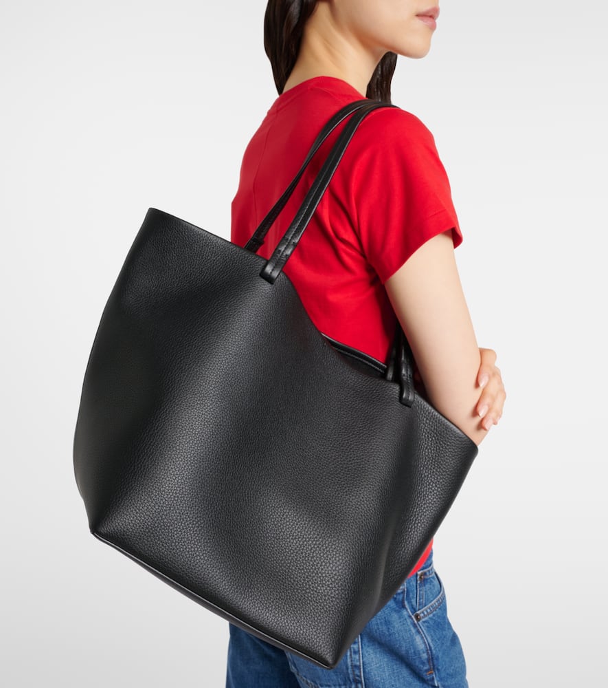 The Row Park Three Leather Tote Bag In Black