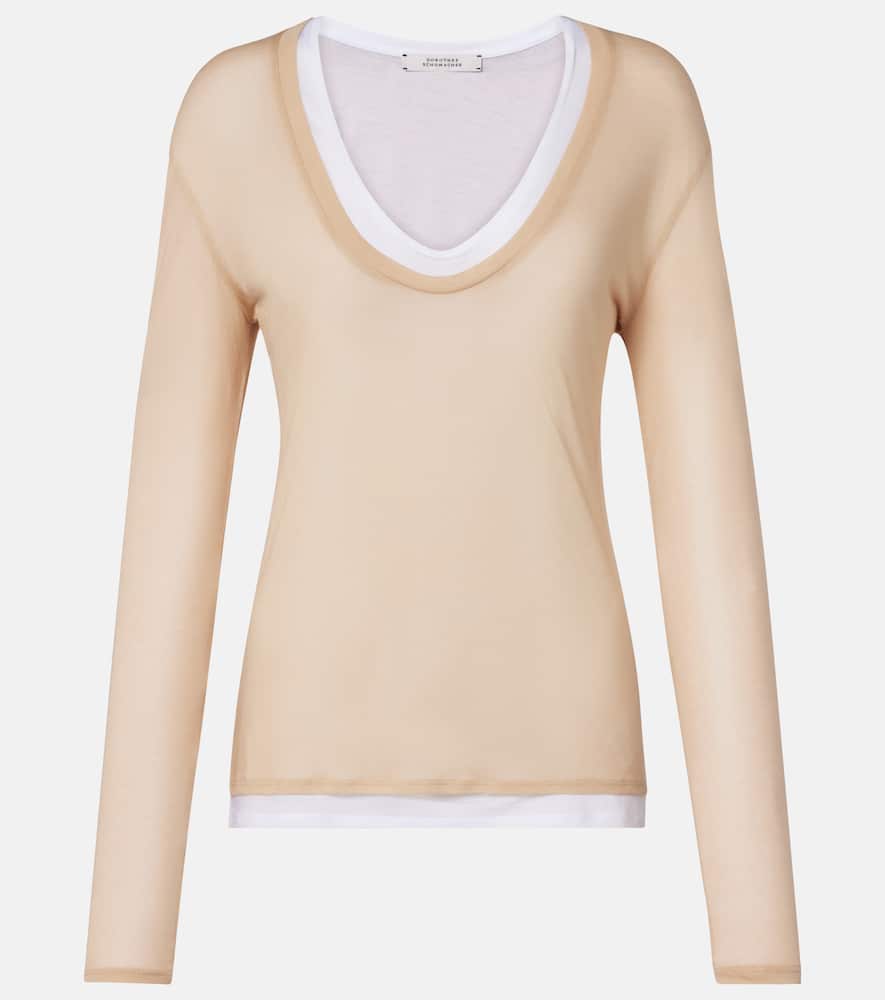 Layered top