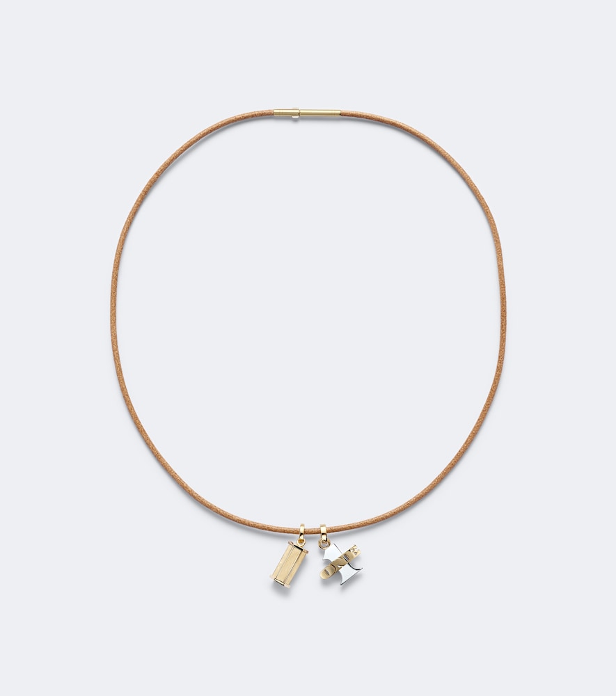 Halskette Baby Weight & One Diamond aus 18kt Gelbgold und Leder