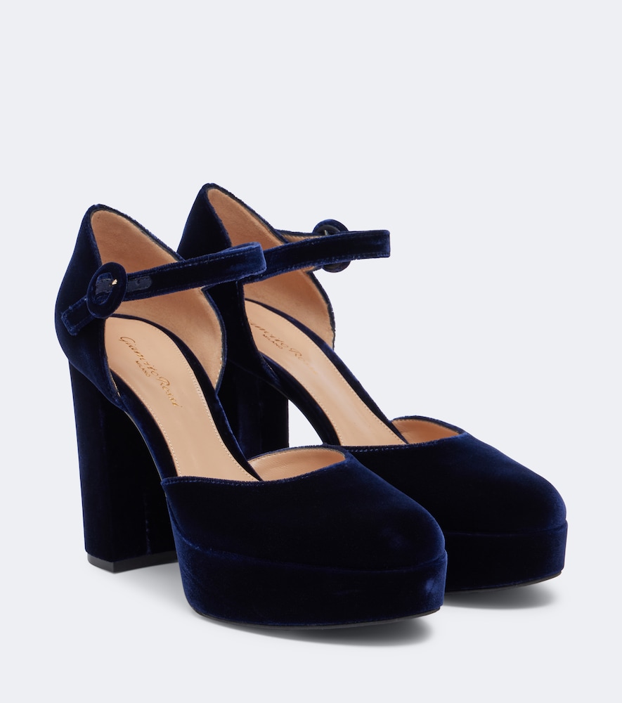 Gianvito Rossi Velvet Platform Pumps In Black