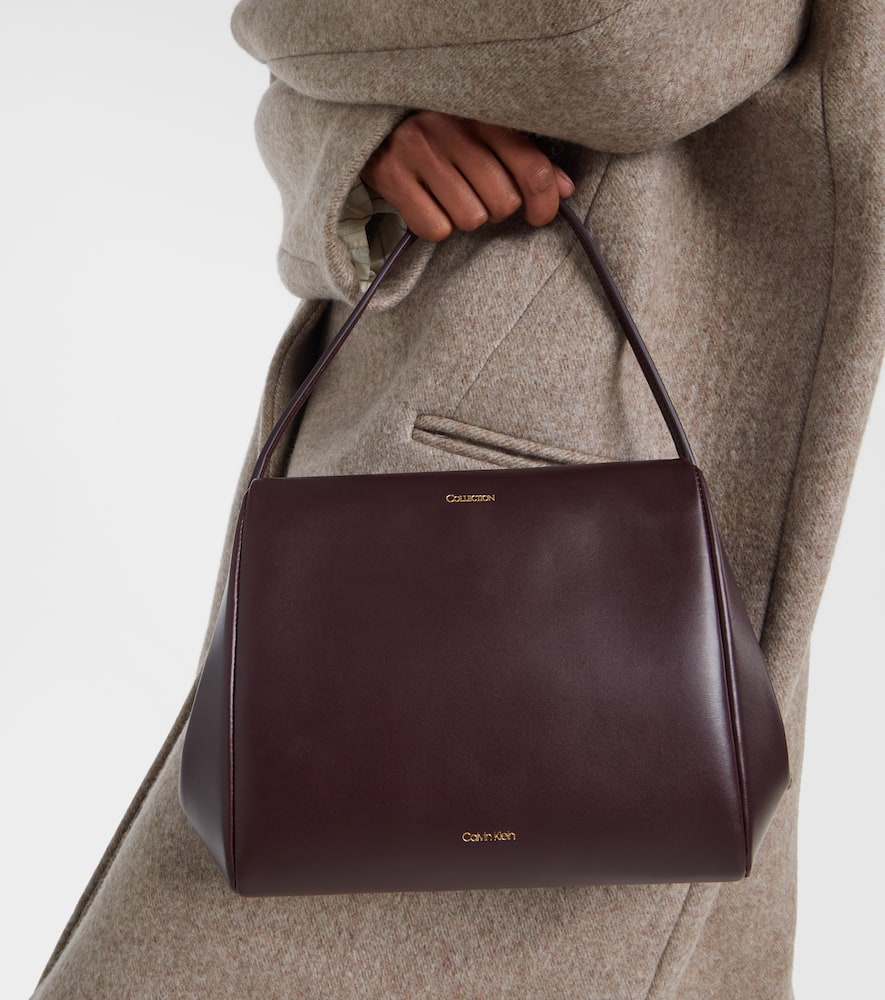 Calvin Klein Tina Medium Leather Shoulder Bag In Purple