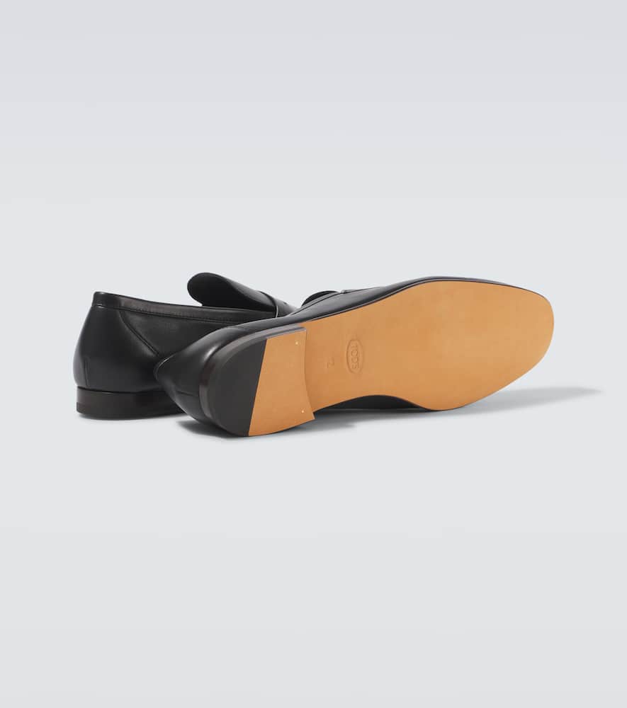 Tod's Pointed Toe Slip-on Loafers With Cut-out Detail In Black