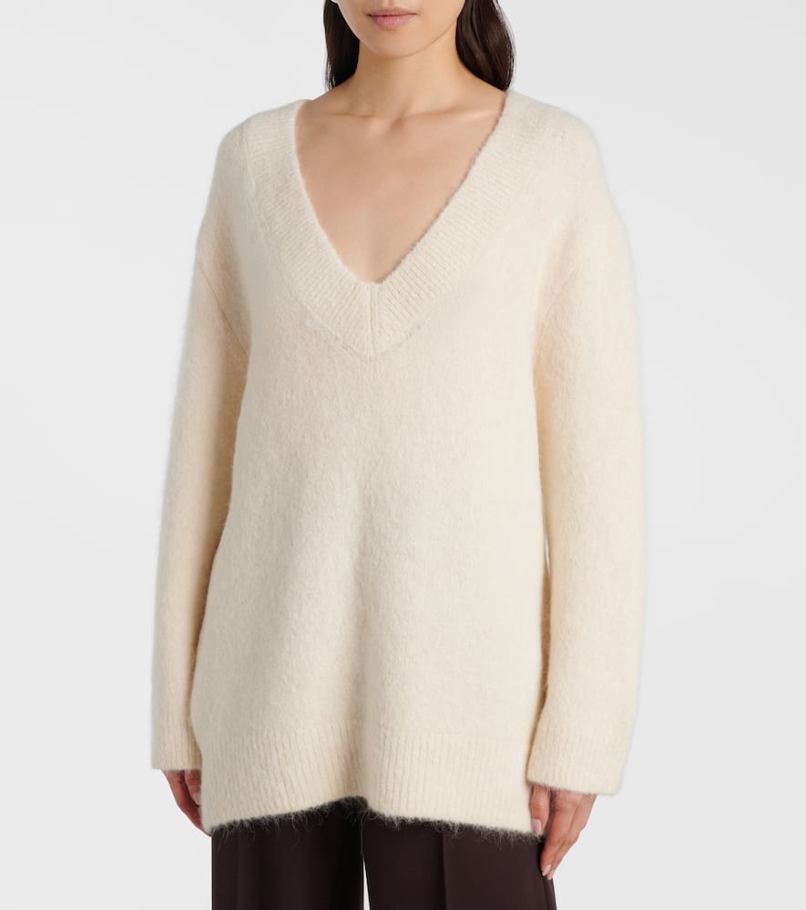Dorothee Schumacher Loving Touch Alpaca-blend Sweater In Neutral