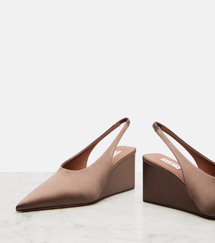  Alaia Alaia Cube 75 Satin Slingback Wedges 