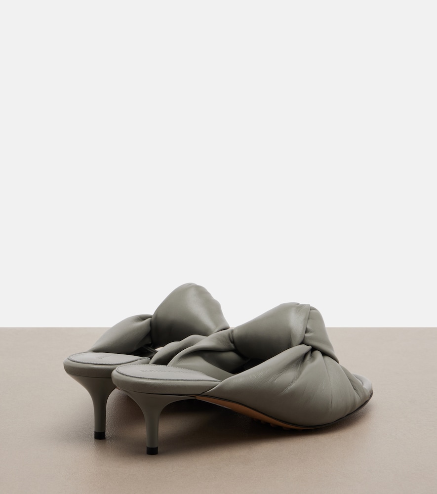  Bottega Veneta Bottega Veneta Cherry Knot Leather Mules 