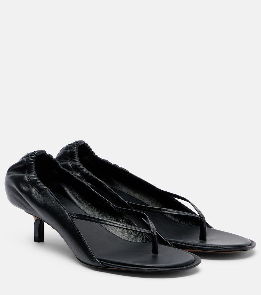 레더 통 샌들