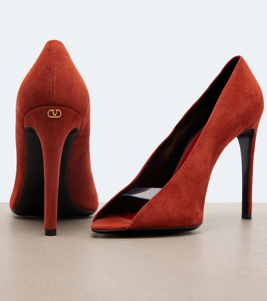 Garavani Révélé Suede Peep-Toe Pumps